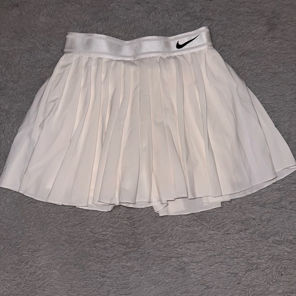 Nike Pants - Nike White Dri-Fit Ruffled Tennis Skirt